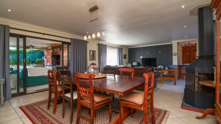 5 Bedroom Property for Sale in Knysna Heights Western Cape